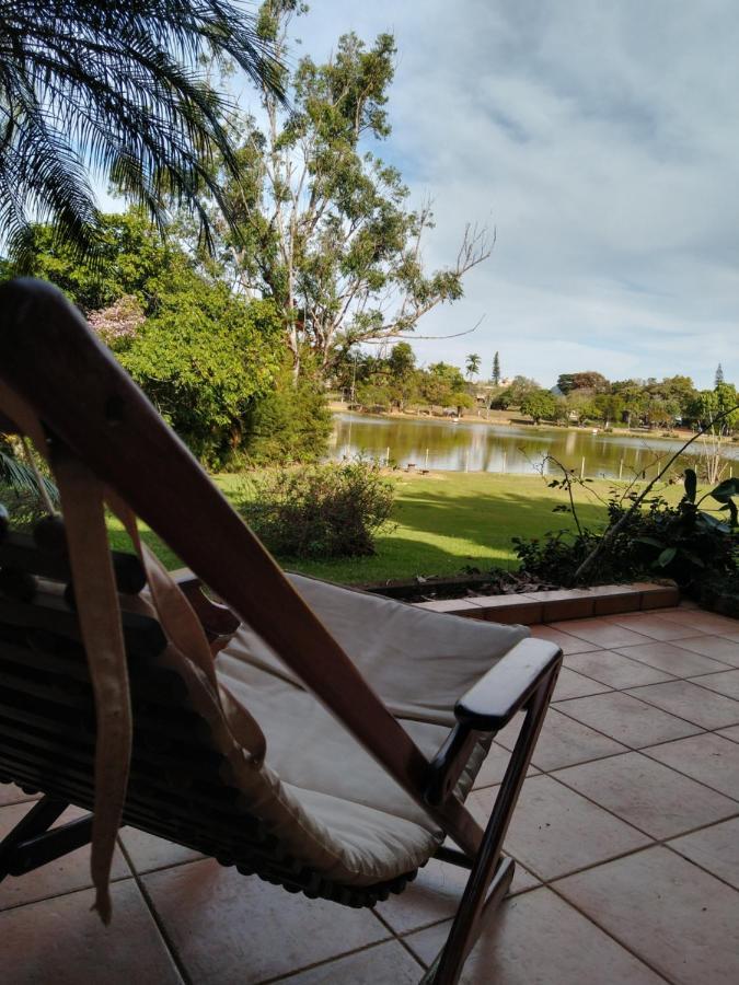Casa Vista Lago Vitoria Regia Holambra Exterior photo