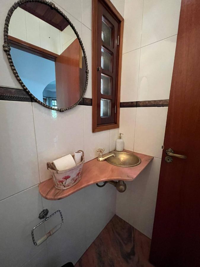 Casa Vista Lago Vitoria Regia Holambra Exterior photo